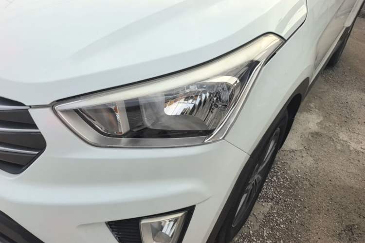 Used Hyundai ix25 2015 1.6L Automatic Two-Wheel Drive Smart GLS Trim Left Front Headlight