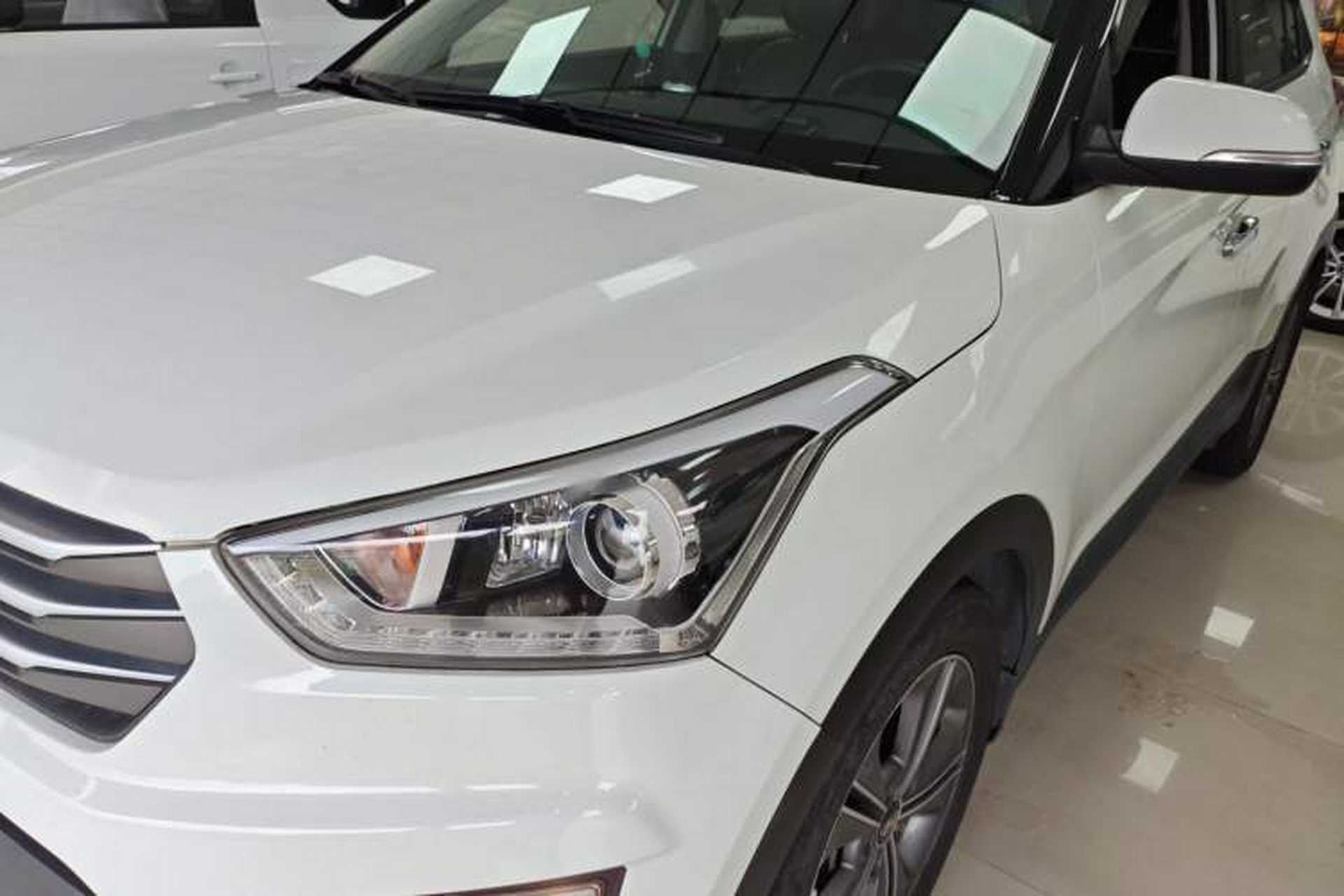 Used Hyundai ix25 2015 2.0L Automatic 4x4 Deluxe DLX Left Front Headlight