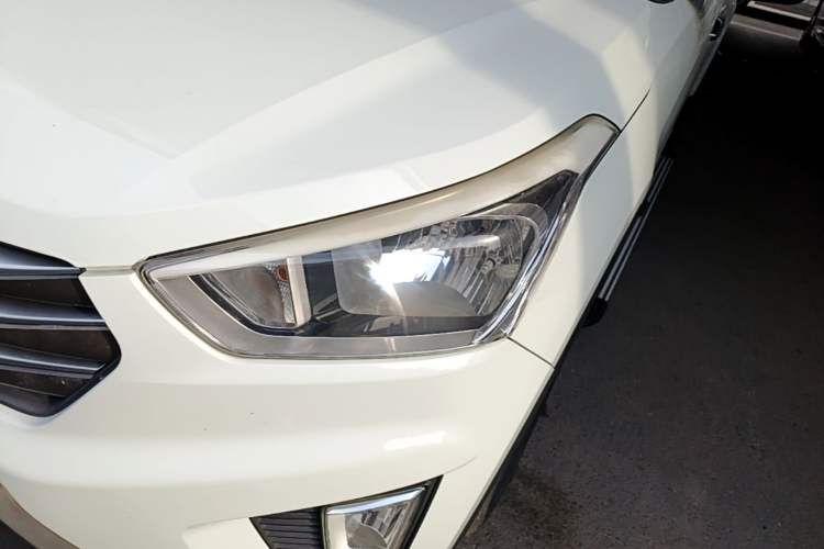 Used Hyundai ix25 2015 1.6L Automatic Two-Wheel Drive Smart GLS Trim Left Front Headlight