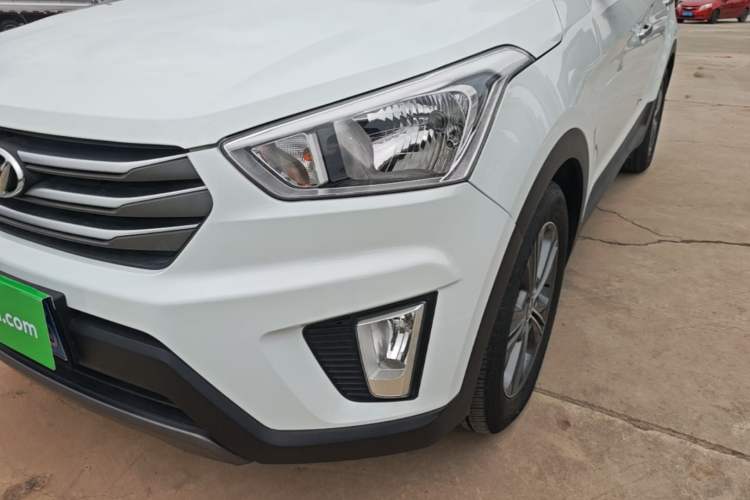Used Hyundai ix25 2015 1.6L Automatic Two-Wheel Drive Smart GLS Trim Left Front Headlight