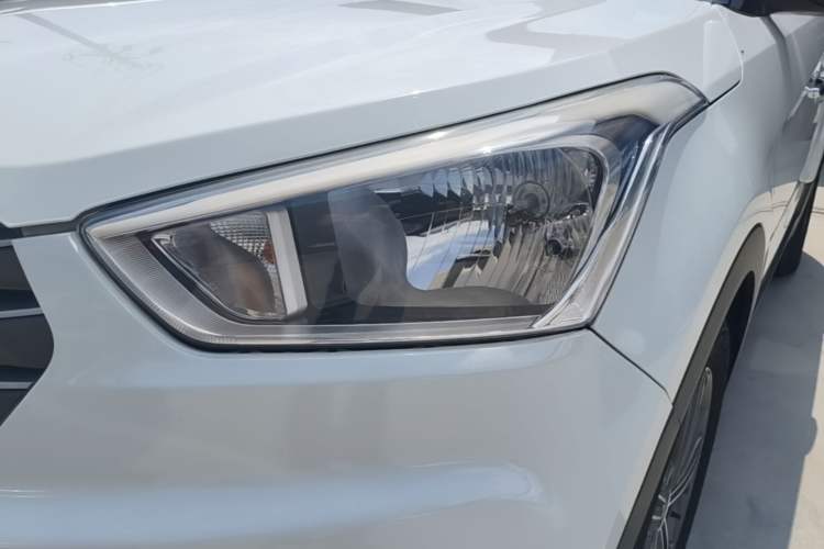 Used Hyundai ix25 2015 1.6L Automatic Two-Wheel Drive Smart GLS Trim Left Front Headlight