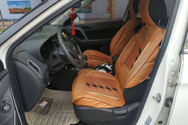 Used Hyundai ix25 2015 1.6L Manual Two-Wheel Drive Fashionable GS Model Left Front Seat
