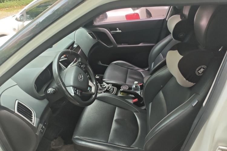 Used Hyundai ix25 2015 1.6L Automatic Two-Wheel Drive Smart GLS Trim Left Front Seat