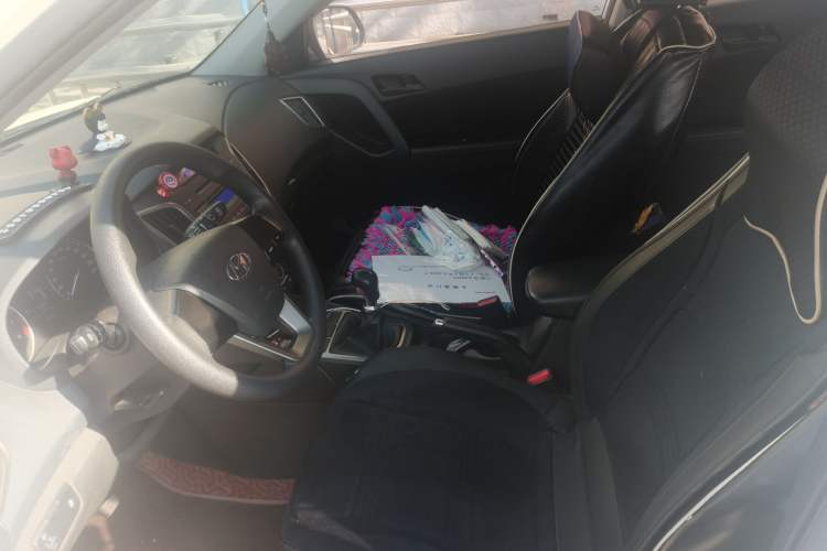 Used Hyundai ix25 2015 1.6L Manual Two-Wheel Drive Fashionable GS Model Left Front Seat