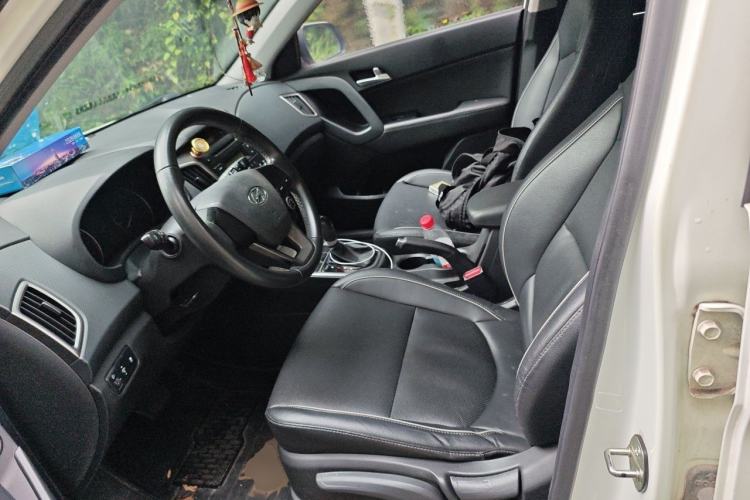 Used Hyundai ix25 2015 1.6L Automatic Two-Wheel Drive Smart GLS Trim Left Front Seat