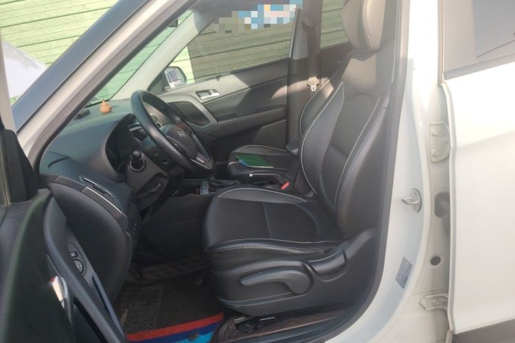 Used Hyundai ix25 2015 1.6L Automatic Two-Wheel Drive Smart GLS Trim Left Front Seat