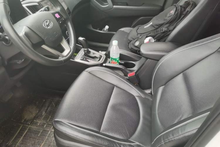 Used Hyundai ix25 2015 1.6L Automatic Two-Wheel Drive Smart GLS Trim Left Front Seat
