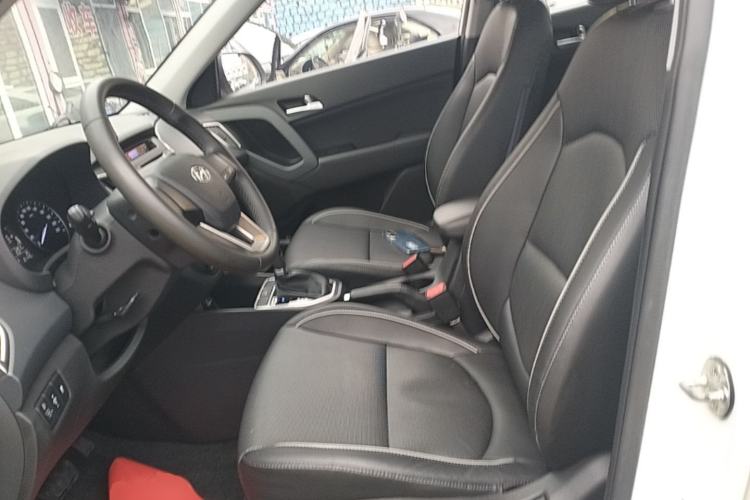Used Hyundai ix25 2015 1.6L Automatic Two-Wheel Drive Smart GLS Trim Left Front Seat