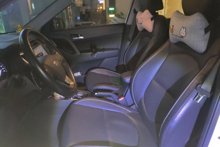 Used Hyundai ix25 2015 1.6L Automatic Two-Wheel Drive Smart GLS Trim Left Front Seat