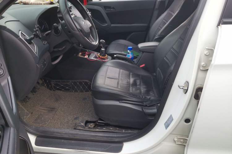 Used Hyundai ix25 2015 1.6L Manual Two-Wheel Drive Fashionable GS Model Left Front Seat
