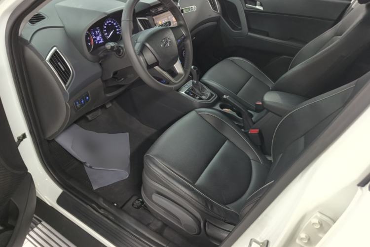 Used Hyundai ix25 2015 1.6L Automatic Two-Wheel Drive Smart GLS Trim Left Front Seat
