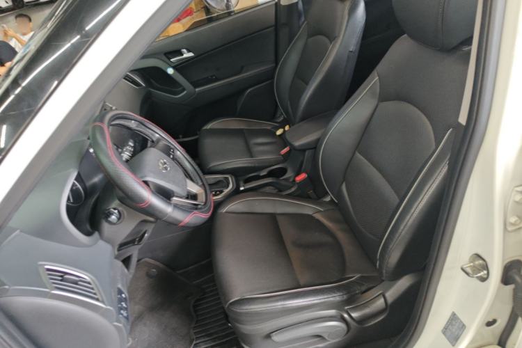 Used Hyundai ix25 2015 1.6L Automatic Two-Wheel Drive Smart GLS Trim Left Front Seat
