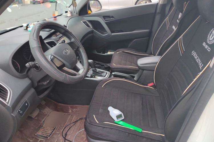 Used Hyundai ix25 2015 1.6L Automatic Two-Wheel Drive Fashionable GS Model Left Front Seat