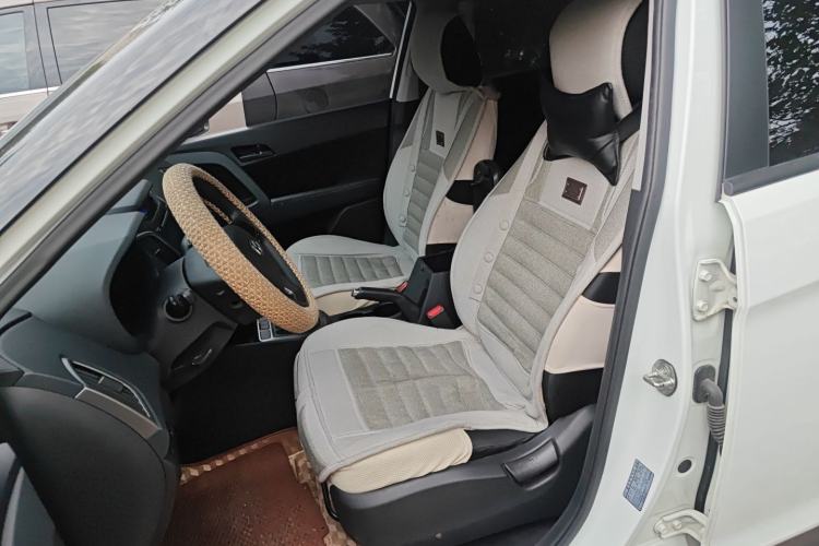 Used Hyundai ix25 2015 1.6L Manual Two-Wheel Drive Fashionable GS Model Left Front Seat