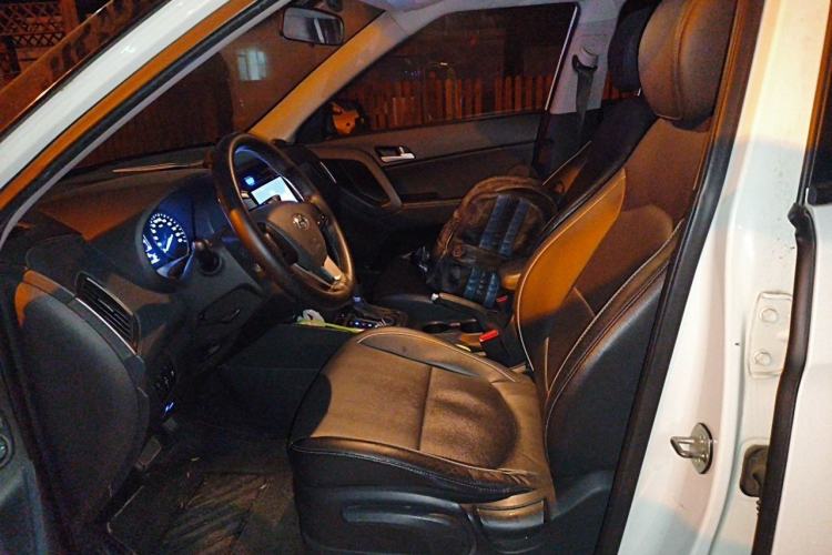 Used Hyundai ix25 2015 1.6L Automatic Two-Wheel Drive Smart GLS Trim Left Front Seat
