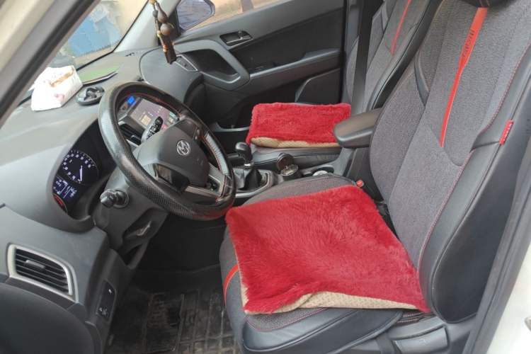 Used Hyundai ix25 2015 1.6L Manual Two-Wheel Drive Fashionable GS Model Left Front Seat
