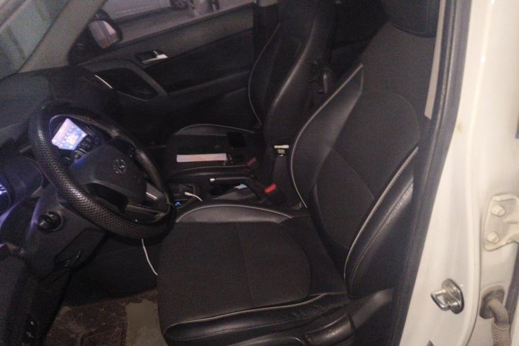 Used Hyundai ix25 2015 1.6L Automatic Two-Wheel Drive Smart GLS Trim Left Front Seat