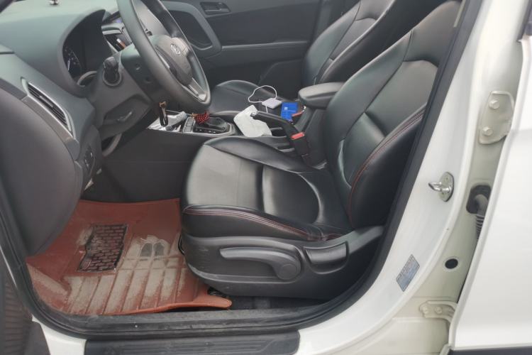 Used Hyundai ix25 2015 1.6L Automatic Two-Wheel Drive Fashionable GS Model Left Front Seat