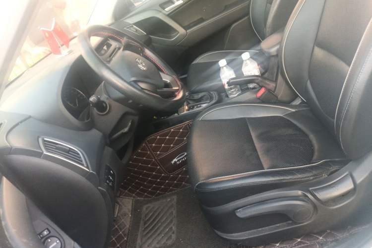Used Hyundai ix25 2015 1.6L Automatic Two-Wheel Drive Smart GLS Trim Left Front Seat