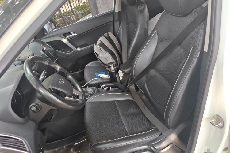 Used Hyundai ix25 2015 1.6L Automatic Two-Wheel Drive Smart GLS Trim Left Front Seat