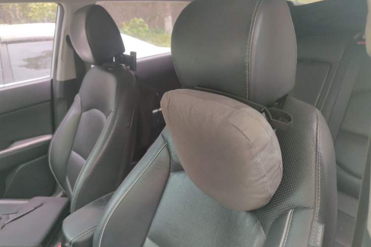 Used Hyundai ix25 2015 1.6L Automatic Two-Wheel Drive Smart GLS Trim Left Front Seat