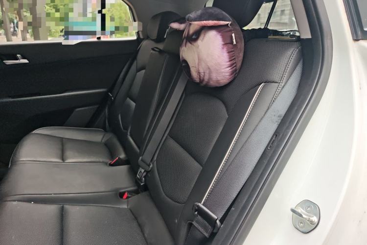 Used Hyundai ix25 2015 1.6L Automatic Two-Wheel-Drive Deluxe DLX Model Left Rear Seat