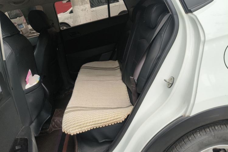 Used Hyundai ix25 2015 1.6L Manual Two-Wheel Drive Fashionable GS Model Left Rear Seat