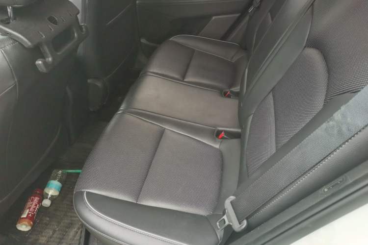 Used Hyundai ix25 2015 1.6L Automatic Two-Wheel Drive Smart GLS Trim Left Rear Seat