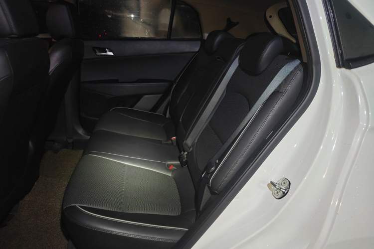 Used Hyundai ix25 2015 1.6L Automatic Two-Wheel Drive Smart GLS Trim Left Rear Seat