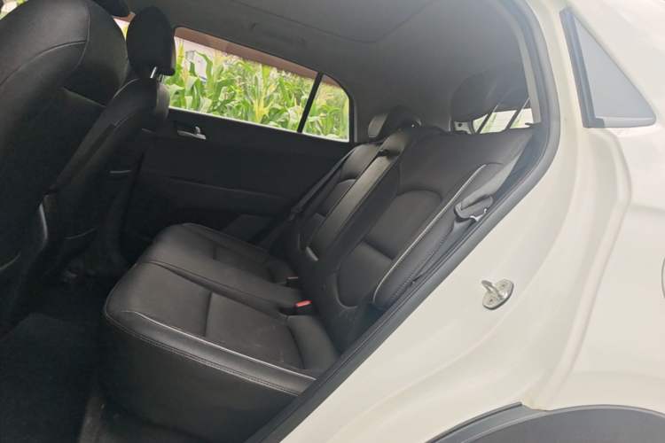 Used Hyundai ix25 2015 1.6L Automatic Two-Wheel Drive Smart GLS Trim Left Rear Seat
