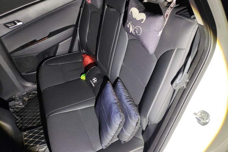 Used Hyundai ix25 2015 1.6L Automatic Two-Wheel Drive Smart GLS Trim Left Rear Seat