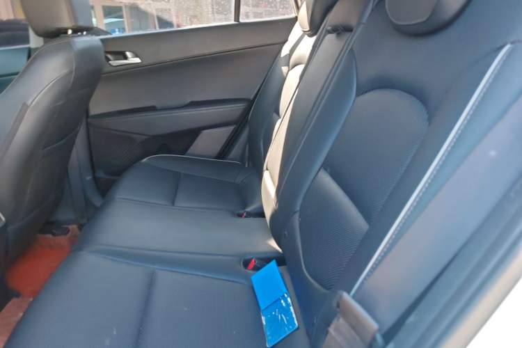 Used Hyundai ix25 2015 2.0L Automatic Two-Wheel Drive Intelligent GLS Left Rear Seat
