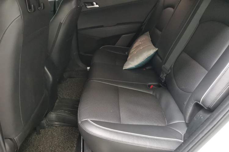 Used Hyundai ix25 2015 1.6L Automatic Two-Wheel Drive Smart GLS Trim Left Rear Seat