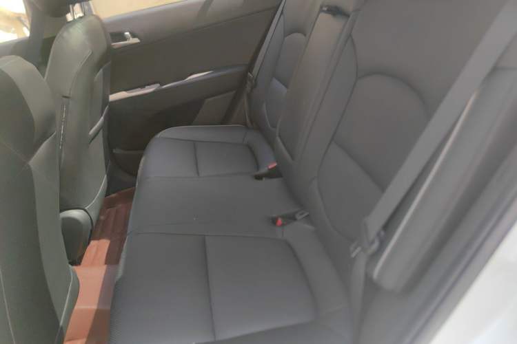 Used Hyundai ix25 2015 1.6L Automatic Two-Wheel Drive Smart GLS Trim Left Rear Seat