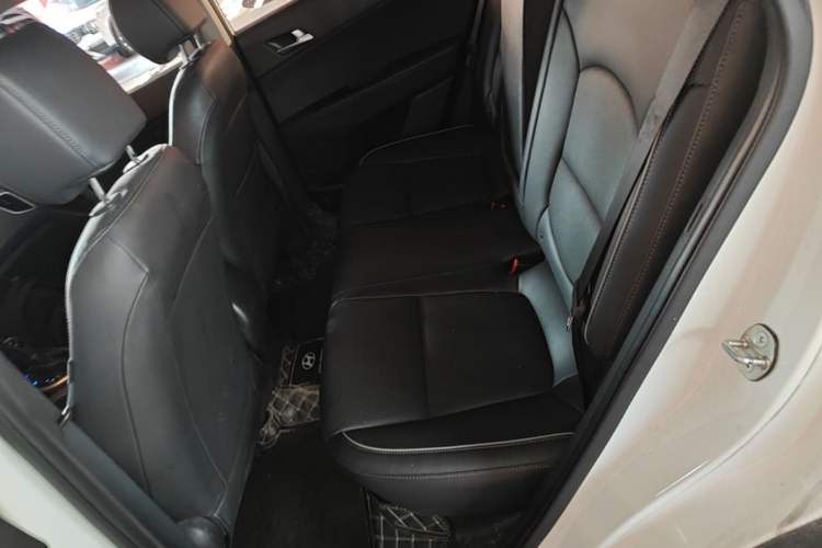 Used Hyundai ix25 2015 1.6L Automatic Two-Wheel Drive Smart GLS Trim Left Rear Seat