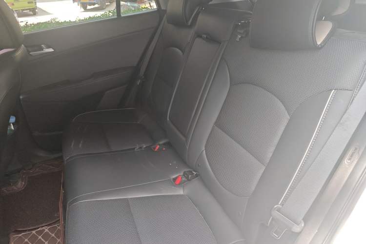 Used Hyundai ix25 2015 1.6L Automatic Two-Wheel Drive Smart GLS Trim Left Rear Seat