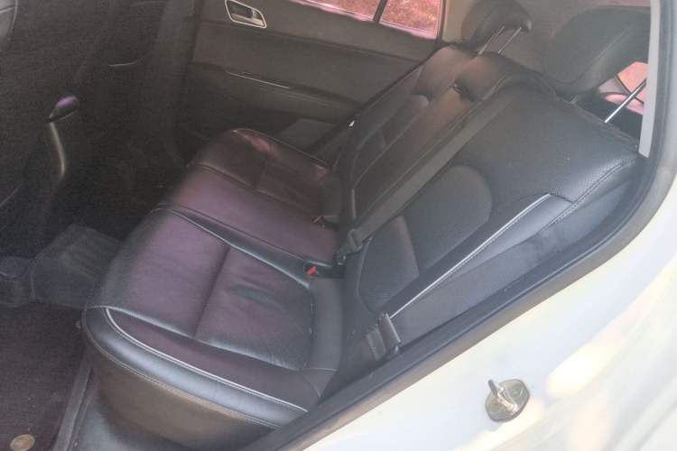 Used Hyundai ix25 2015 1.6L Automatic Two-Wheel Drive Smart GLS Trim Left Rear Seat