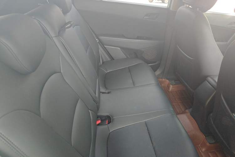 Used Hyundai ix25 2015 1.6L Manual Two-Wheel Drive Fashionable GS Model Left Rear Seat