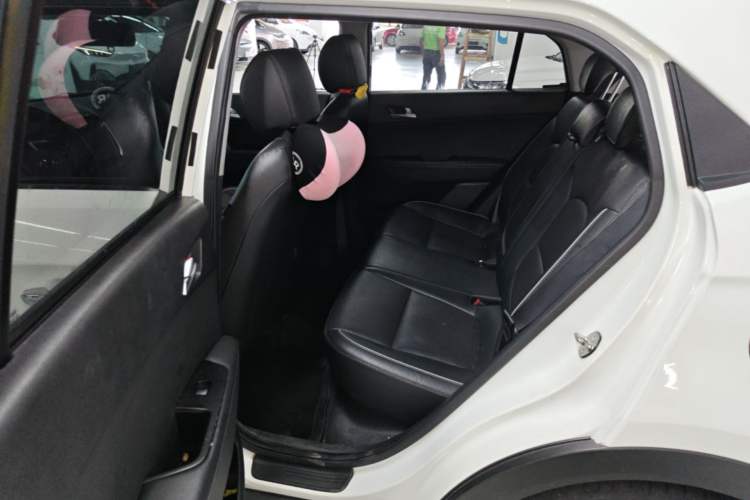 Used Hyundai ix25 2015 1.6L Automatic Two-Wheel Drive Smart GLS Trim Left Rear Seat