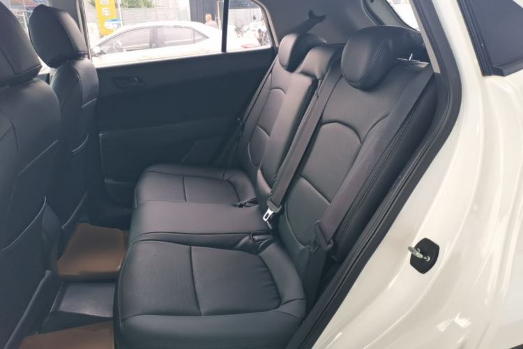 Used Hyundai ix25 2015 1.6L Manual Two-Wheel Drive Fashionable GS Model Left Rear Seat