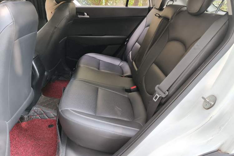 Used Hyundai ix25 2015 1.6L Automatic Two-Wheel Drive Smart GLS Trim Left Rear Seat