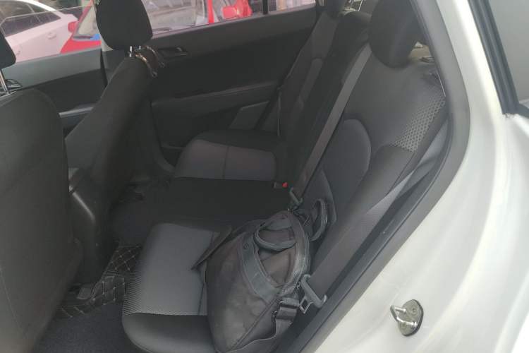 Used Hyundai ix25 2015 1.6L Manual Two-Wheel Drive Fashionable GS Model Left Rear Seat