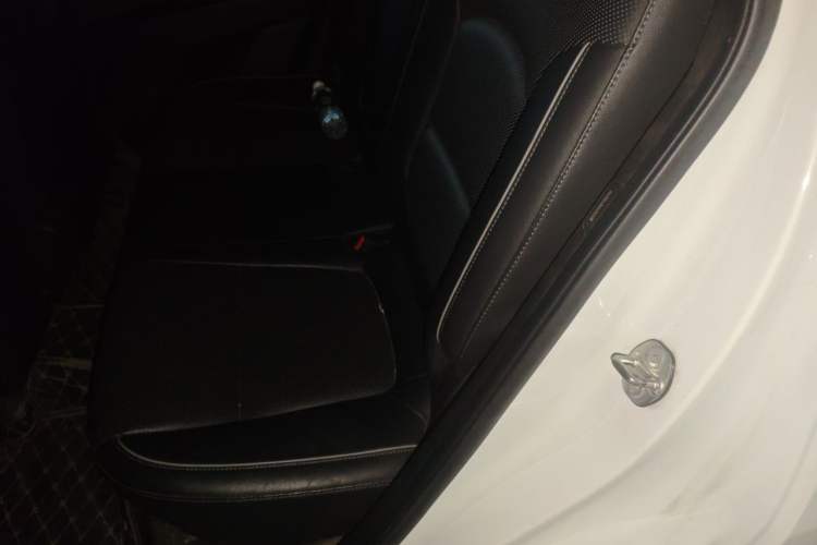 Used Hyundai ix25 2015 1.6L Automatic Two-Wheel Drive Smart GLS Trim Left Rear Seat
