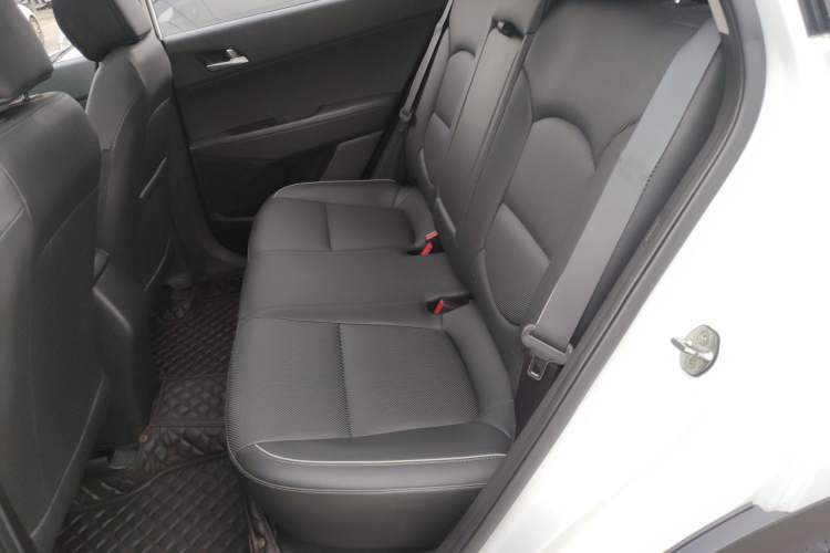 Used Hyundai ix25 2015 1.6L Automatic Two-Wheel Drive Smart GLS Trim Left Rear Seat