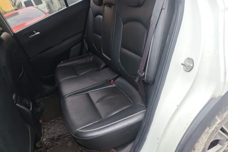 Used Hyundai ix25 2015 2.0L Automatic Two-Wheel Drive Intelligent GLS Left Rear Seat