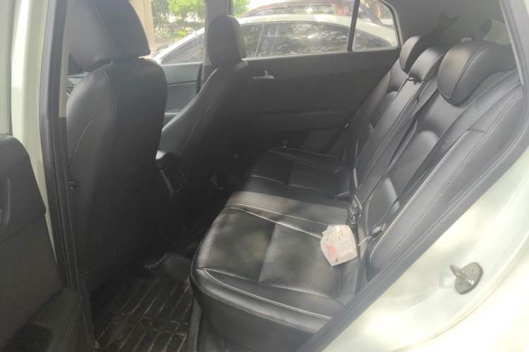 Used Hyundai ix25 2015 1.6L Automatic Two-Wheel-Drive Deluxe DLX Model Left Rear Seat