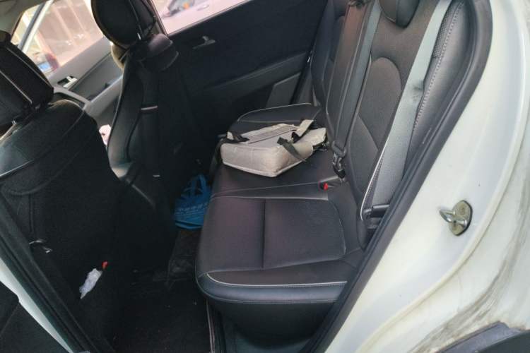 Used Hyundai ix25 2015 1.6L Automatic Two-Wheel Drive Smart GLS Trim Left Rear Seat