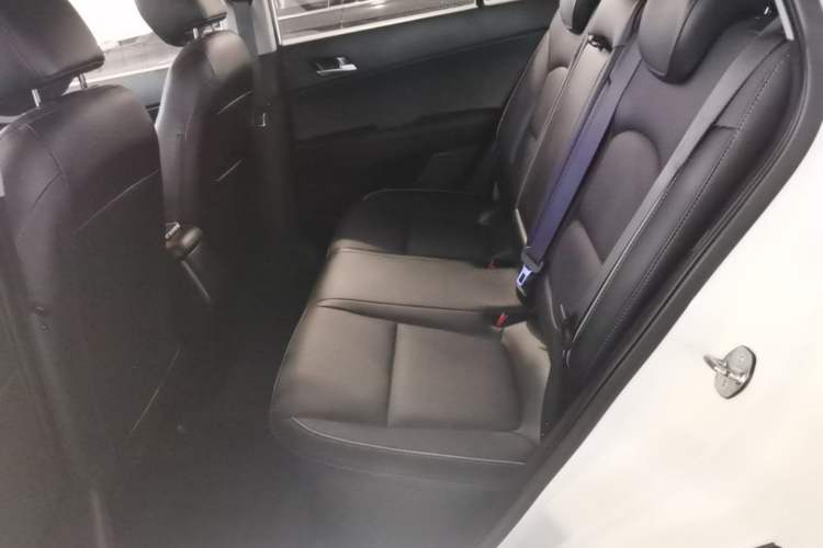 Used Hyundai ix25 2015 1.6L Automatic Two-Wheel Drive Smart GLS Trim Left Rear Seat