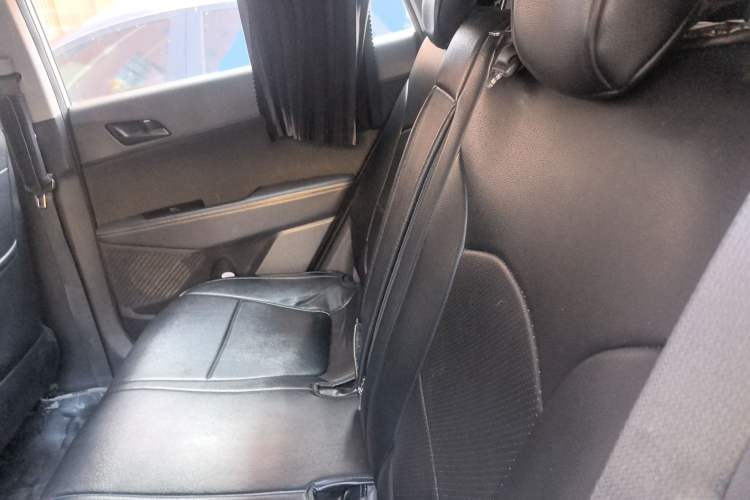 Used Hyundai ix25 2015 1.6L Manual Two-Wheel Drive Fashionable GS Model Left Rear Seat