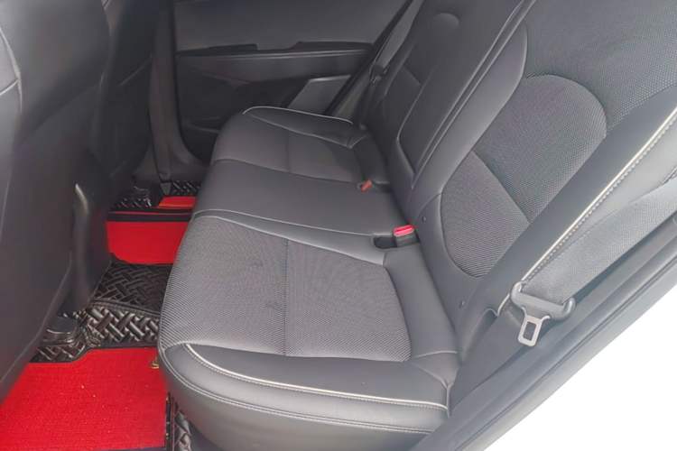 Used Hyundai ix25 2015 1.6L Automatic Two-Wheel Drive Smart GLS Trim Left Rear Seat